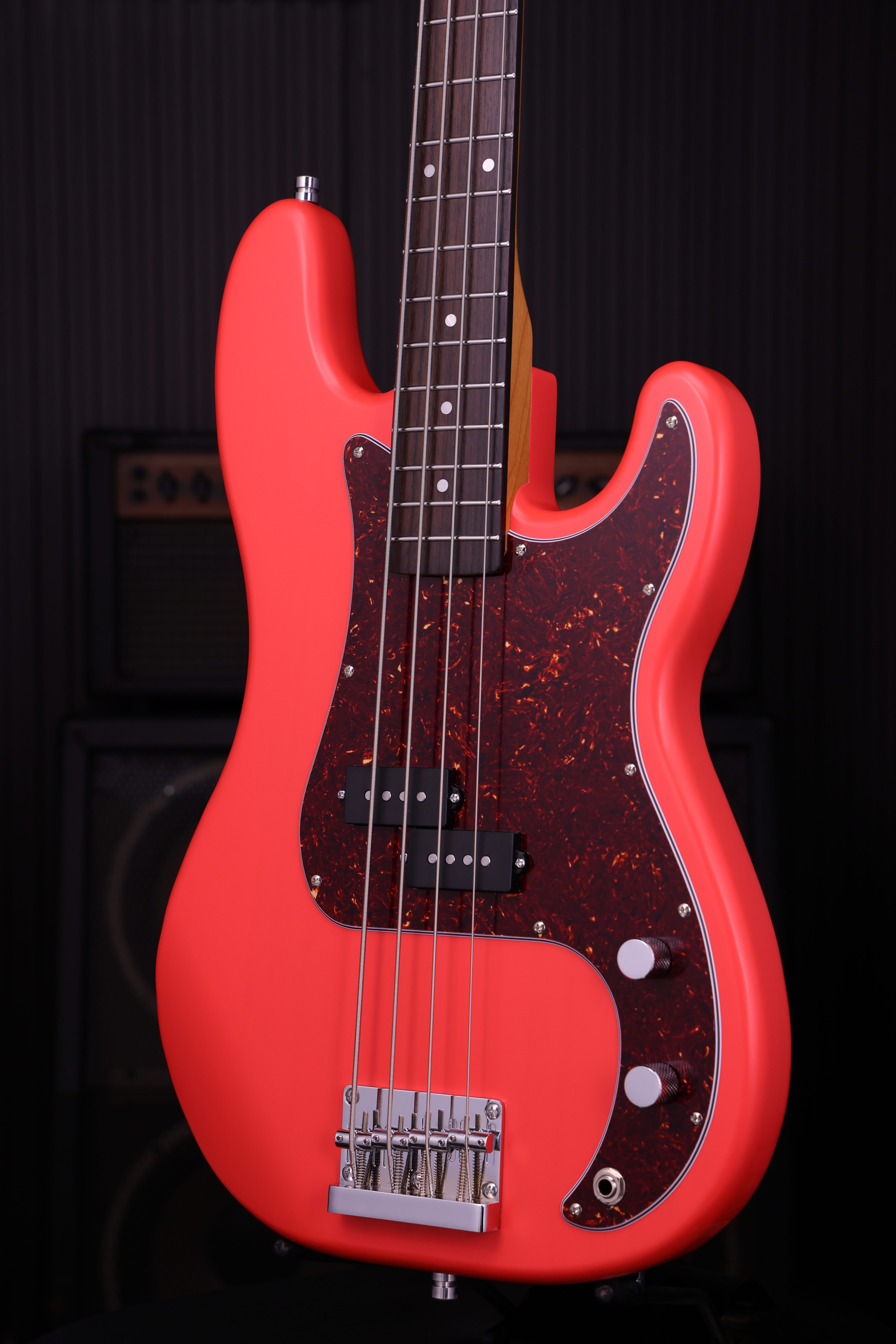 PPB-3 Fiesta Red P-Style E-Bass